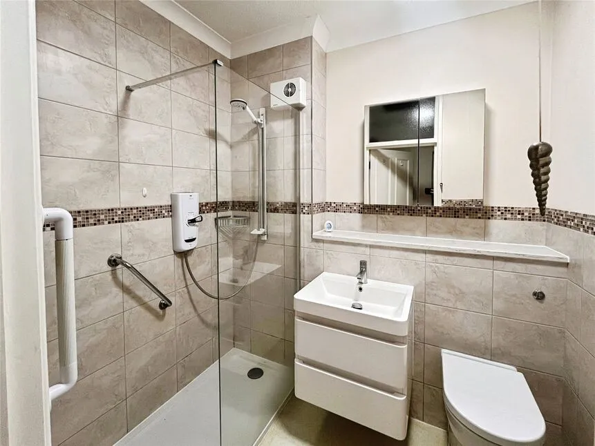 Overton, Basingstoke, RG25, photo 10