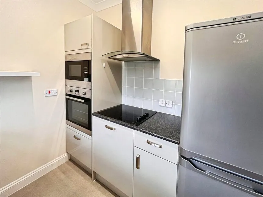Overton, Basingstoke, RG25, photo 4