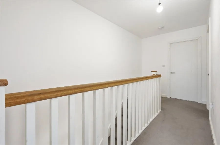 with 4 bedrooms in Harlow, CM17, photo 12