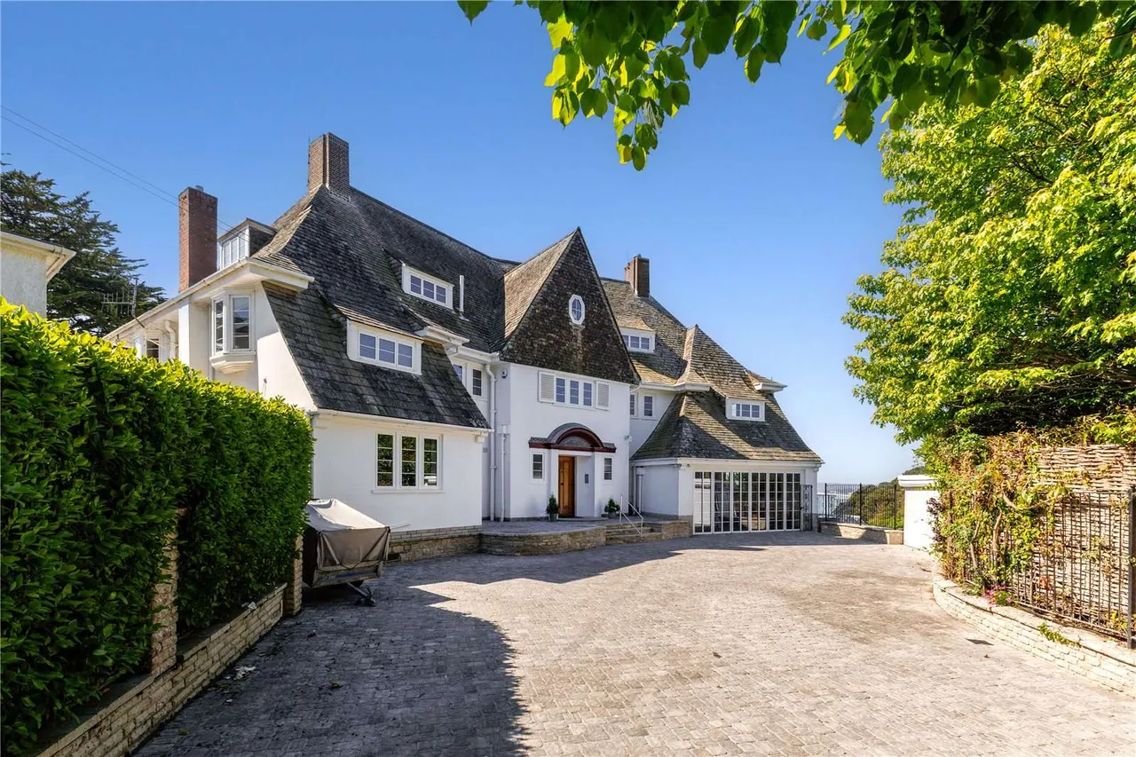 7 bed house for sale — Sandbourne Road, Bournemouth, Dorset, BH4 8JH