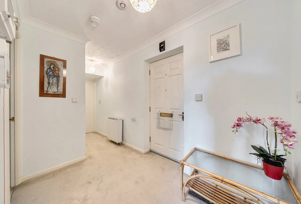 Cranley Gardens, Wallington, SM6 9PG, photo 2