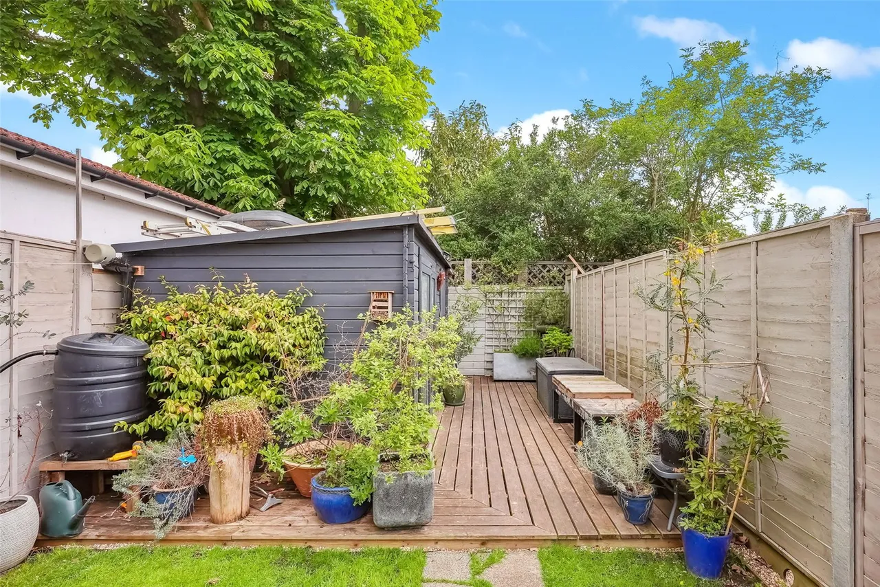 Hanworth Road, Hampton, TW12 3EY, photo 13
