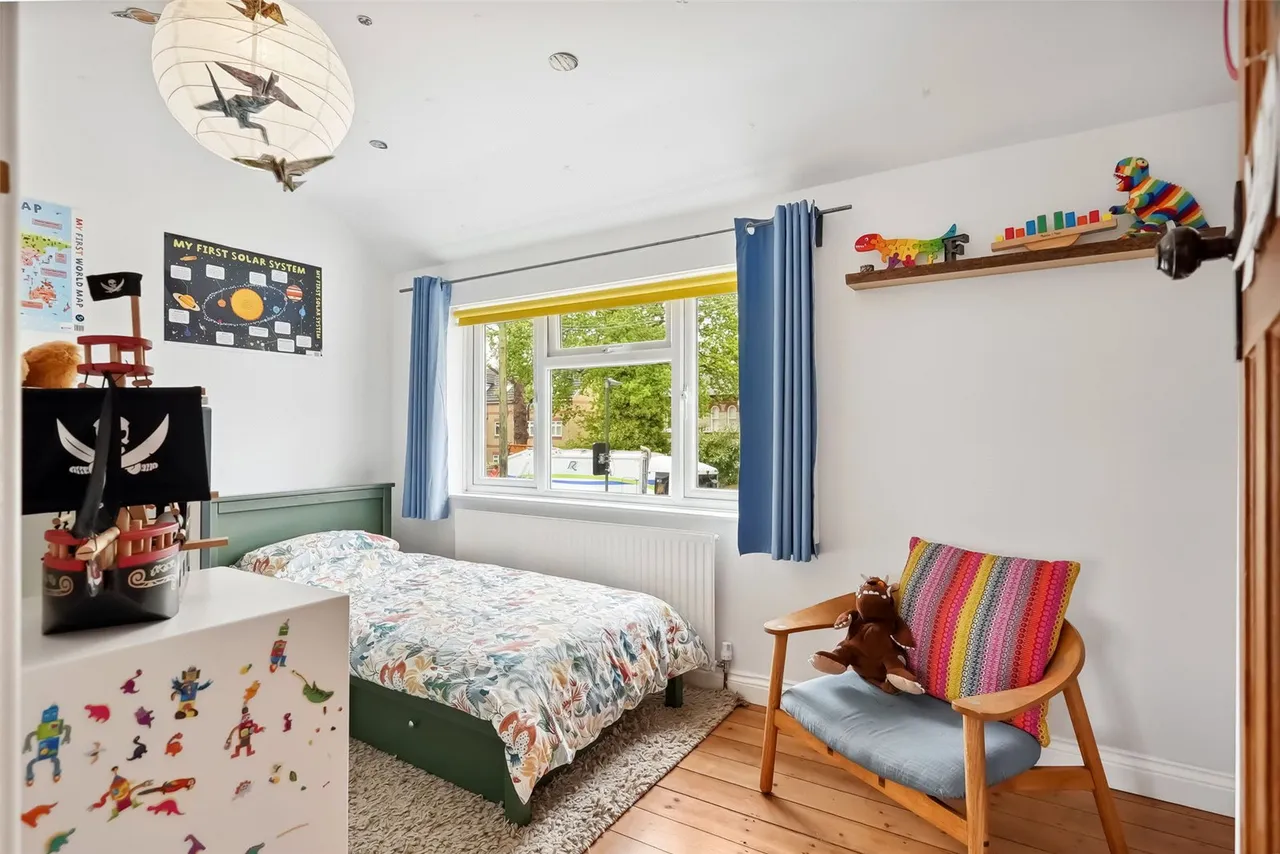 Hanworth Road, Hampton, TW12 3EY, photo 8