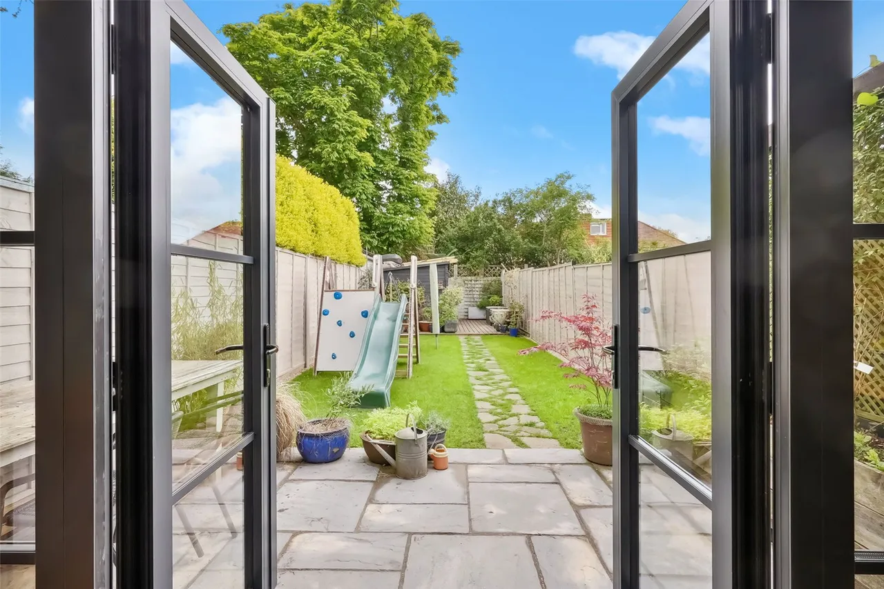 Hanworth Road, Hampton, TW12 3EY, photo 12