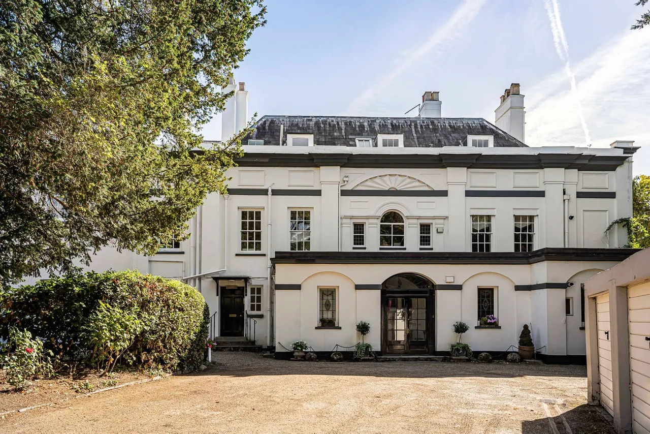 Middle Hill, Egham, TW20, photo 24