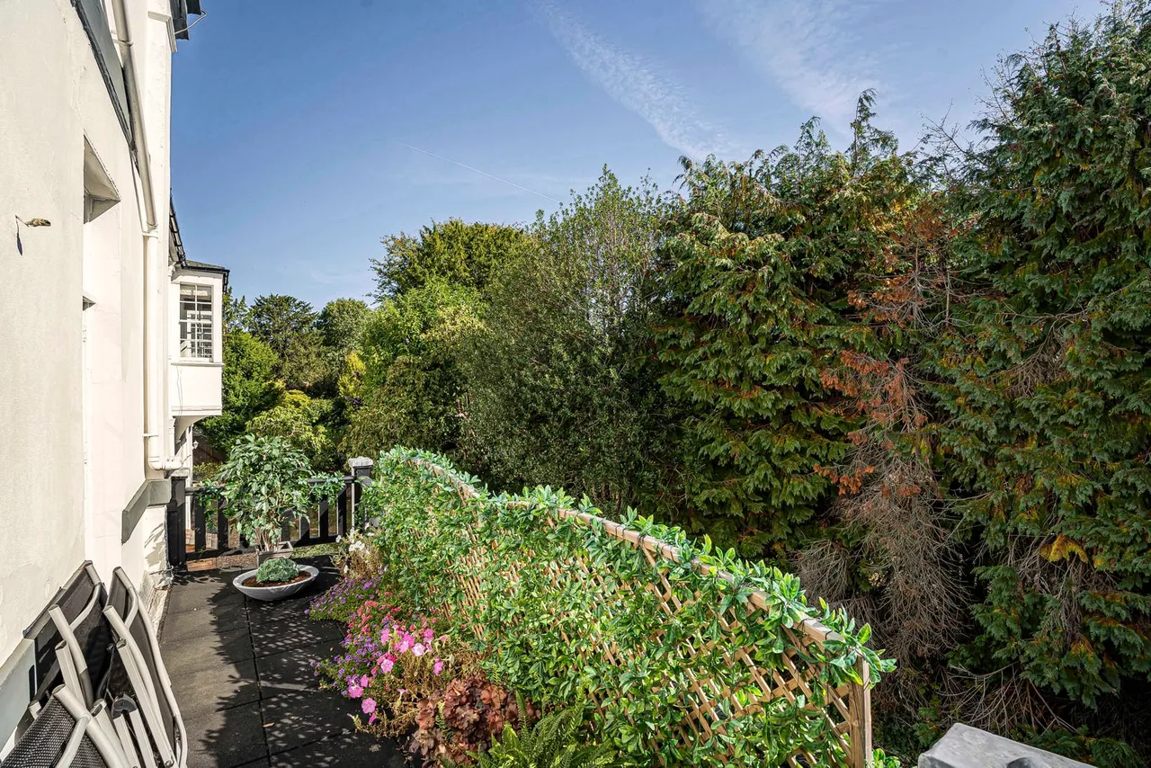Middle Hill, Egham, TW20, photo 20