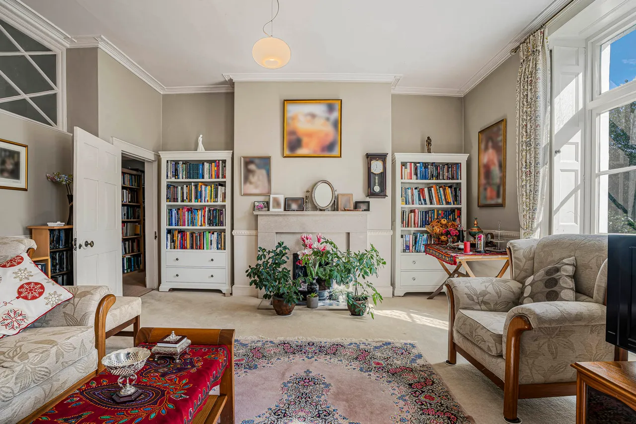 Middle Hill, Egham, TW20, photo 8