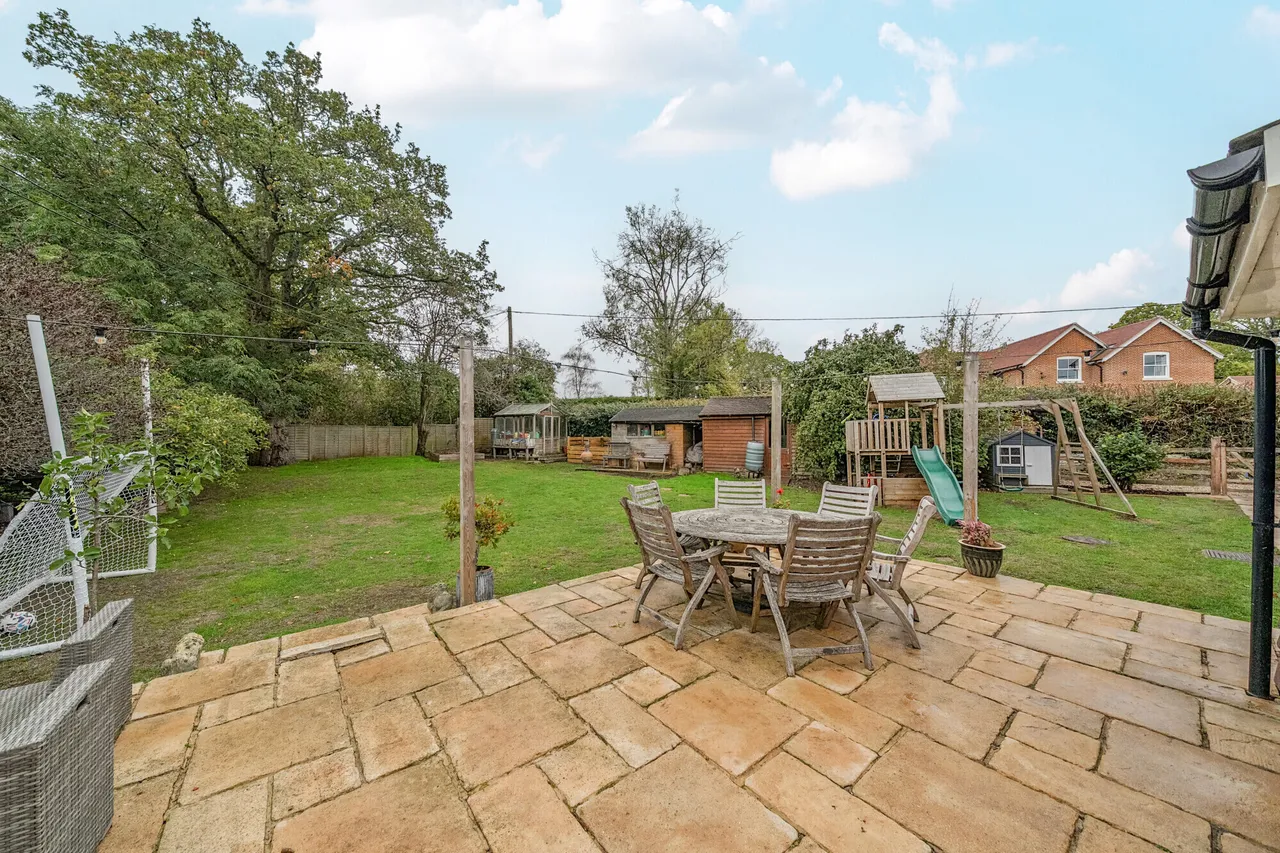 Post Office Road, Hungerford, RG17, photo 16