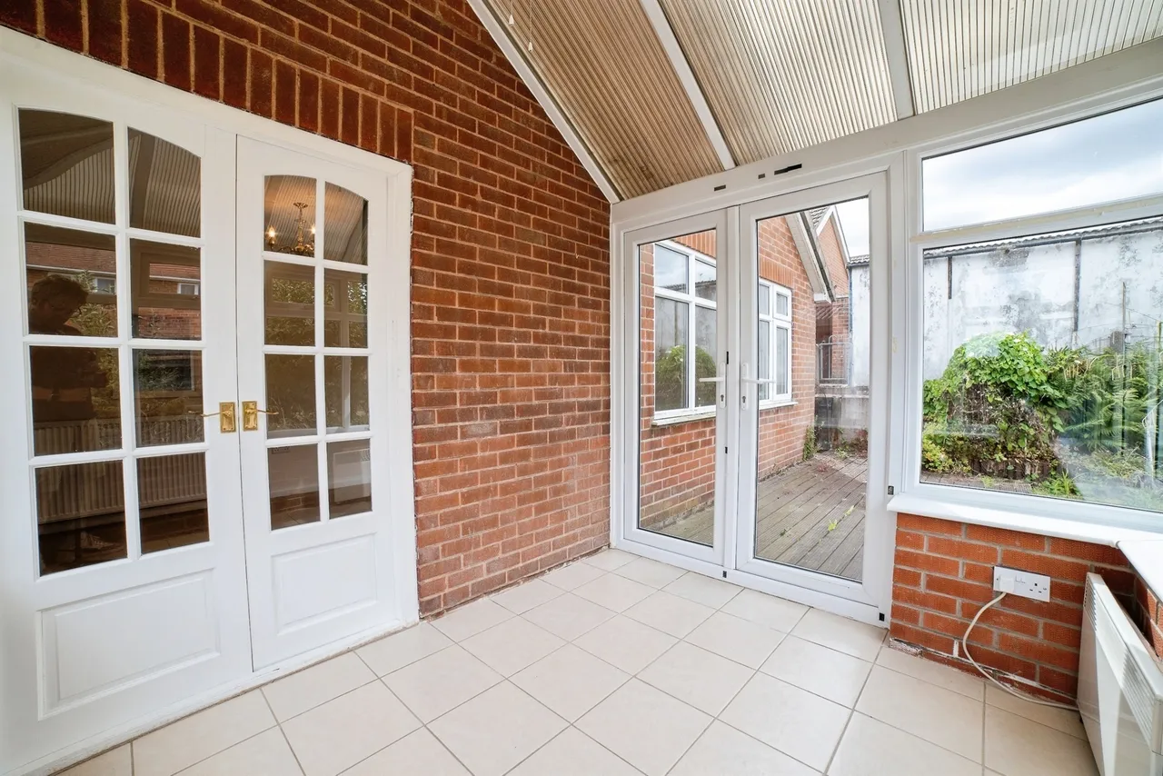 Lake Avenue, Loscoe, DE75, photo 18