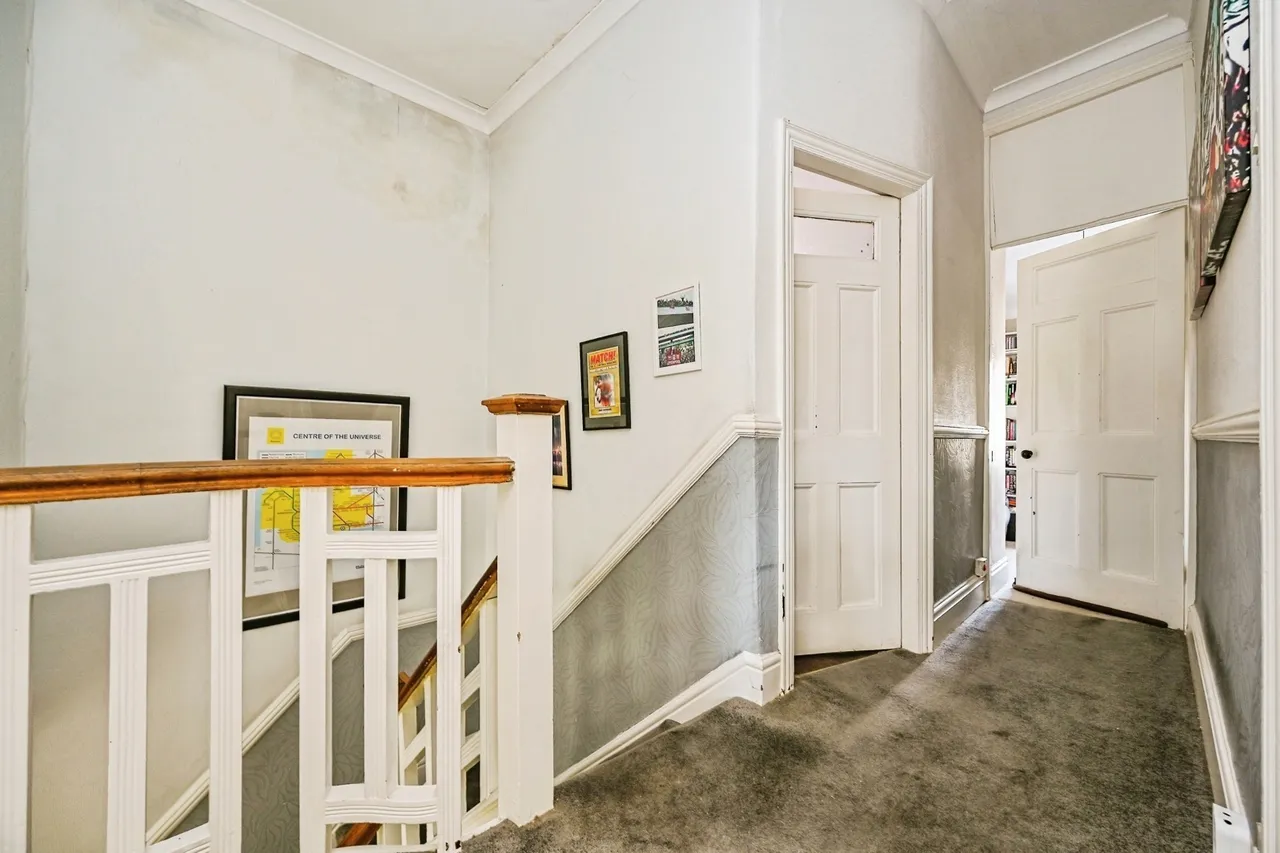 Kingsway, Waterloo, L22, photo 16