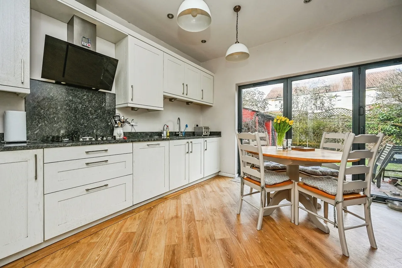 Kingsway, Waterloo, L22, photo 4