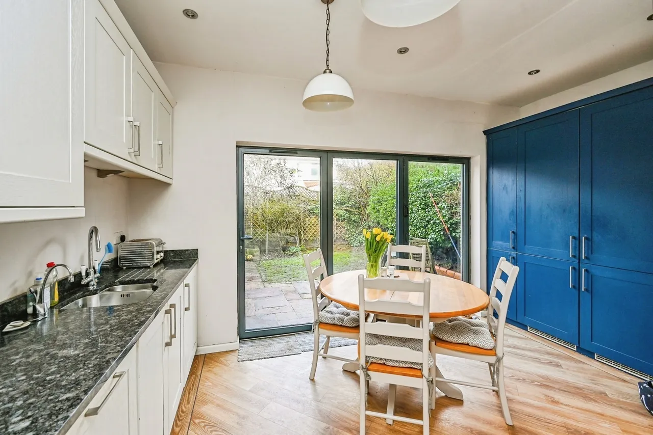 Kingsway, Waterloo, L22, photo 2