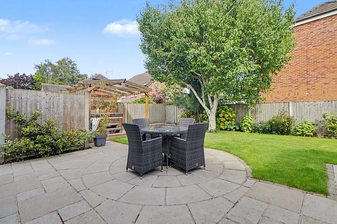 Padston Drive, Alsager, photo 24
