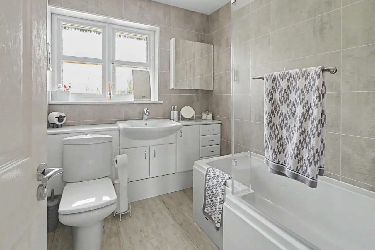Padston Drive, Alsager, photo 21
