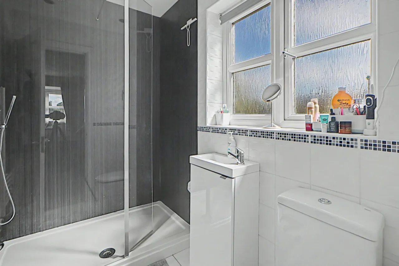 Padston Drive, Alsager, photo 15