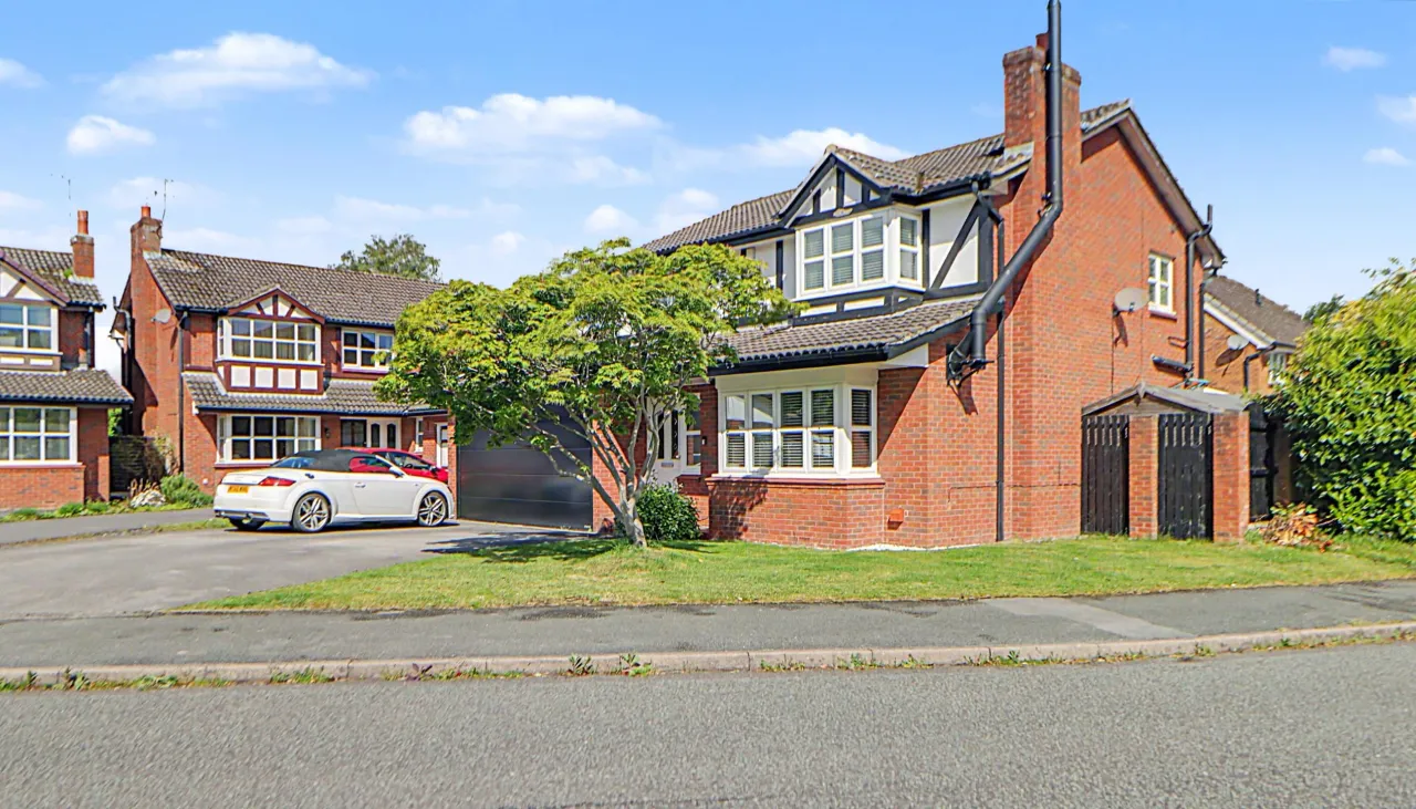 Padston Drive, Alsager, photo 25