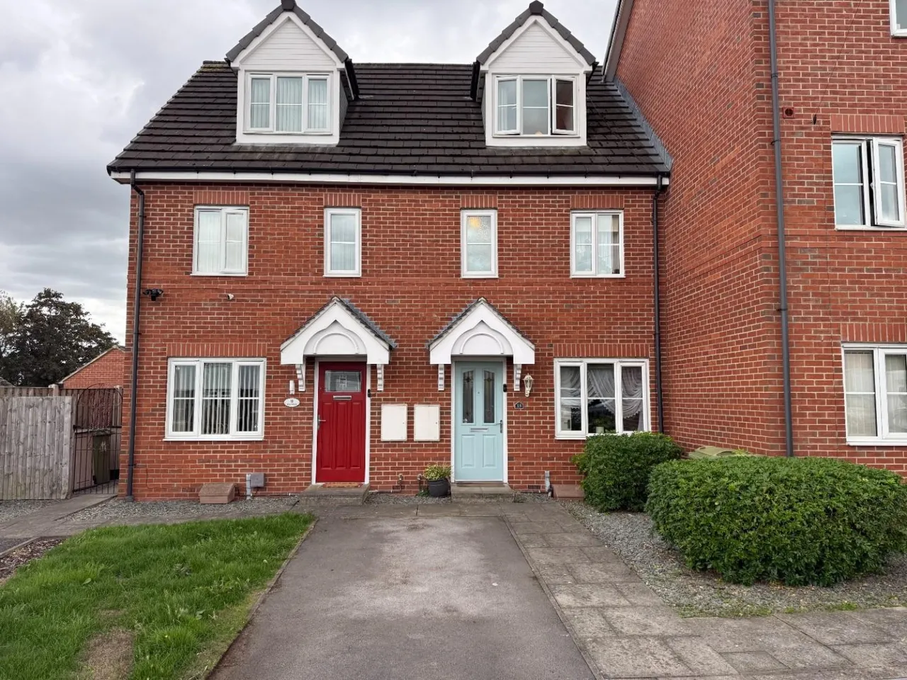 3 bed house for sale — Short Street, Dewsbury