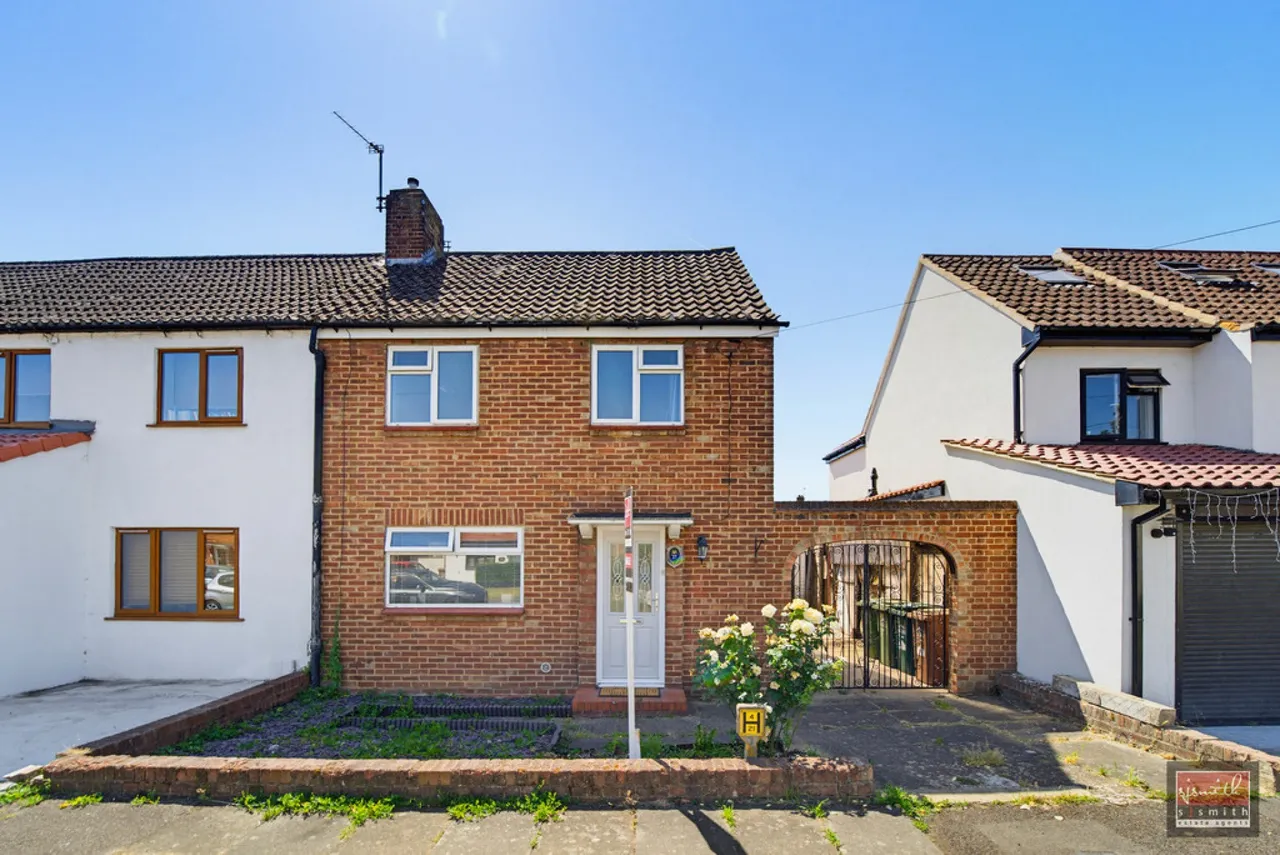 Beverley Road, Sunbury-on-Thames, photo 17