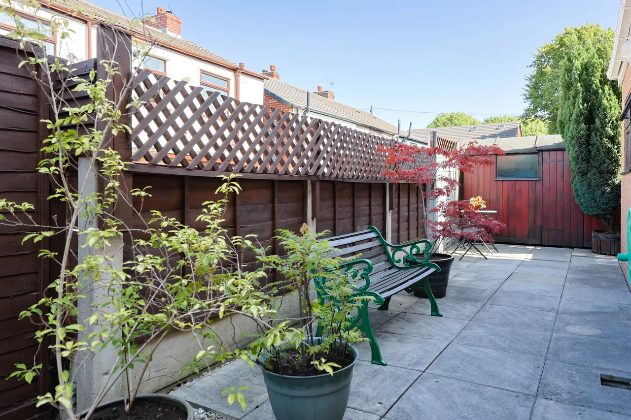 Bleakledge Grove, Hindley, photo 22