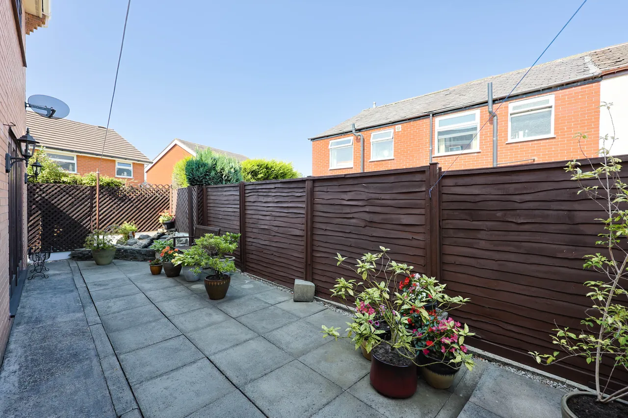 Bleakledge Grove, Hindley, photo 20