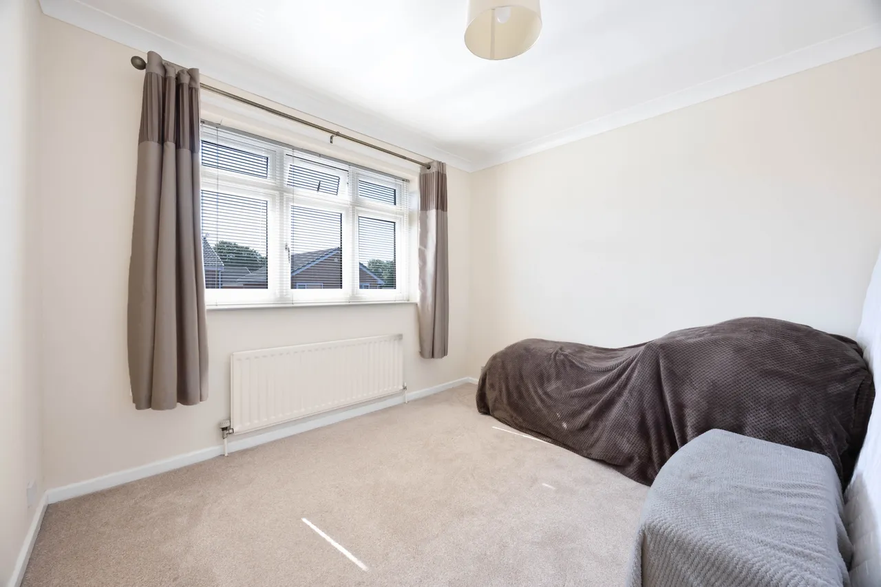 Bleakledge Grove, Hindley, photo 17