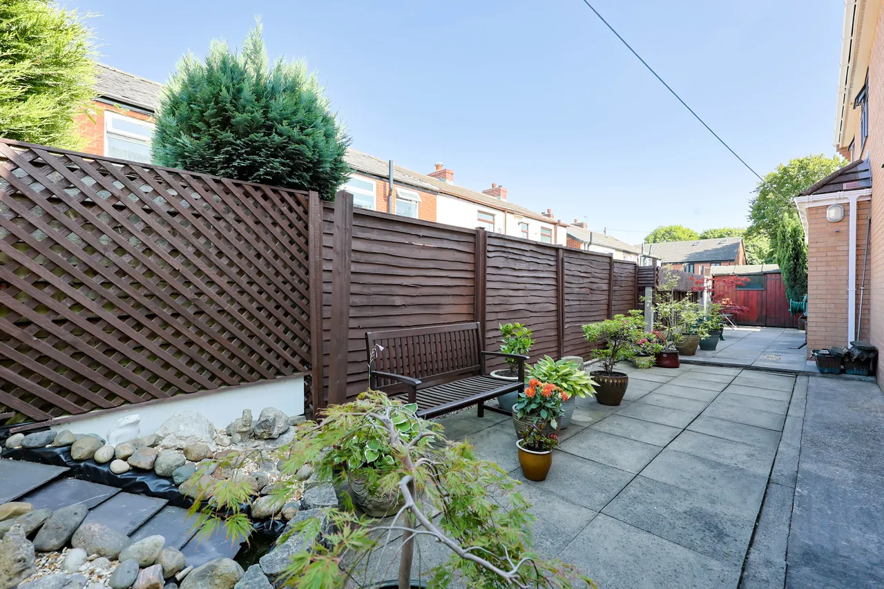 Bleakledge Grove, Hindley, photo 21