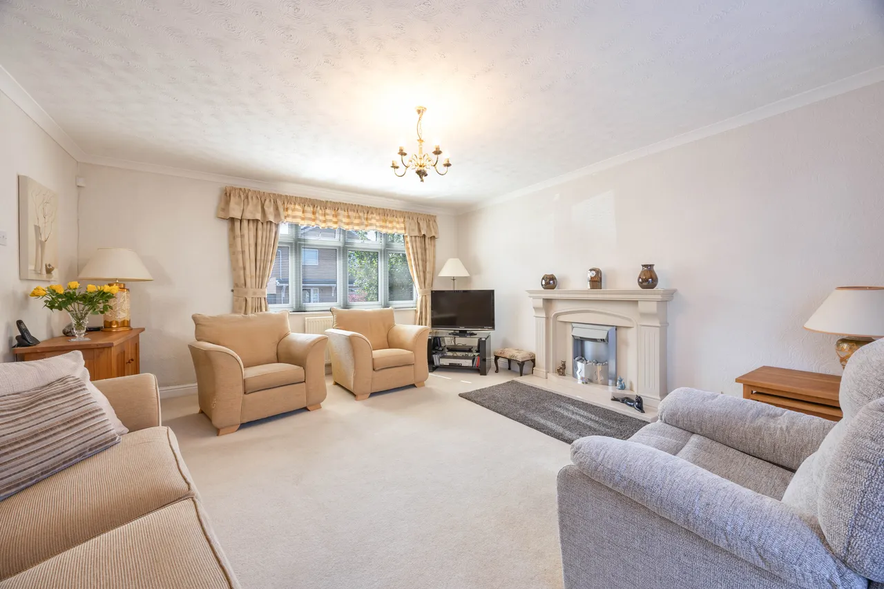 Bleakledge Grove, Hindley, photo 5