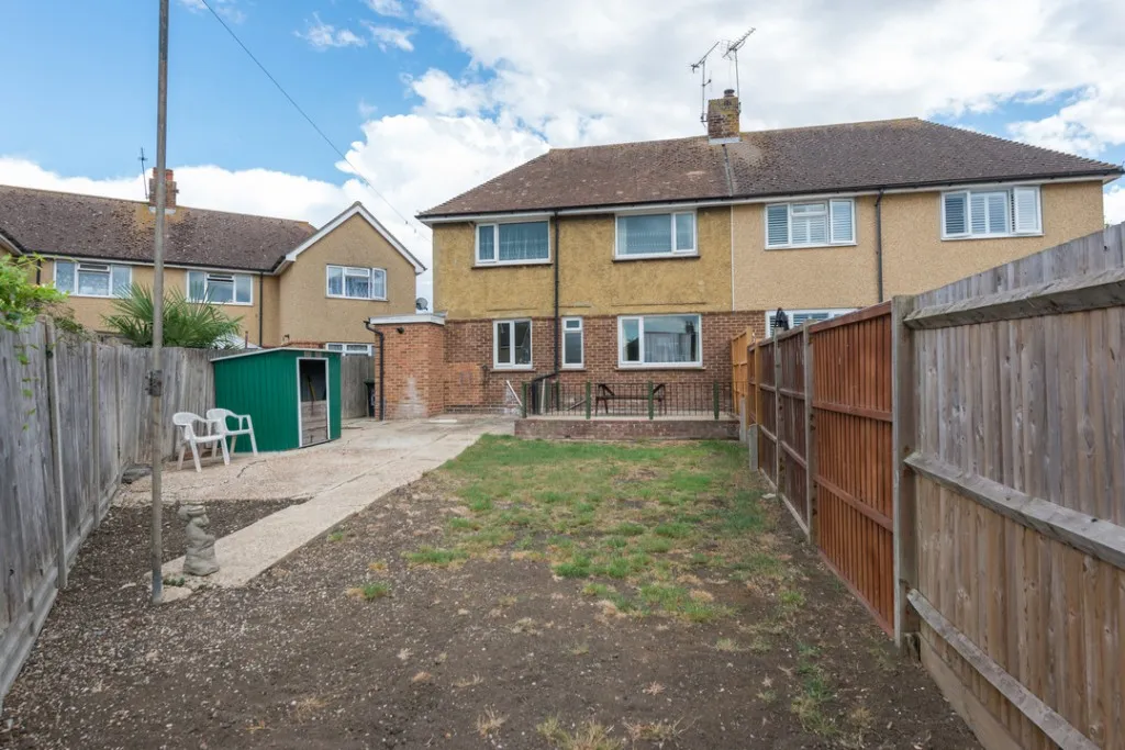 Walmer Road, Whitstable, photo 12