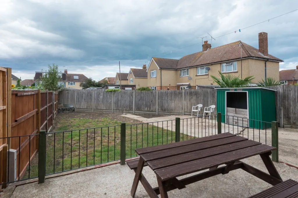Walmer Road, Whitstable, photo 2