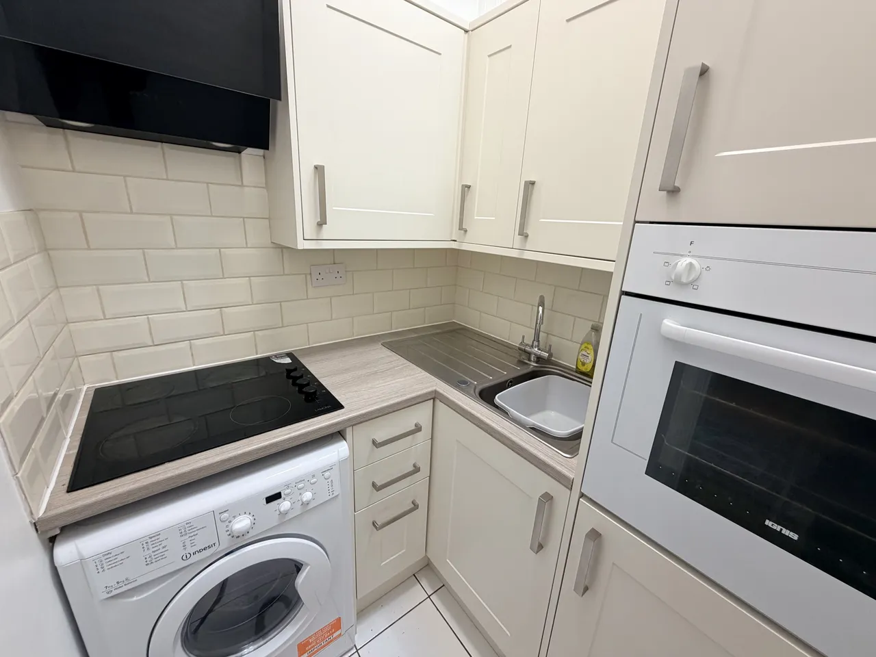 Westgate Street, Cardiff City Centre, CF10, photo 10