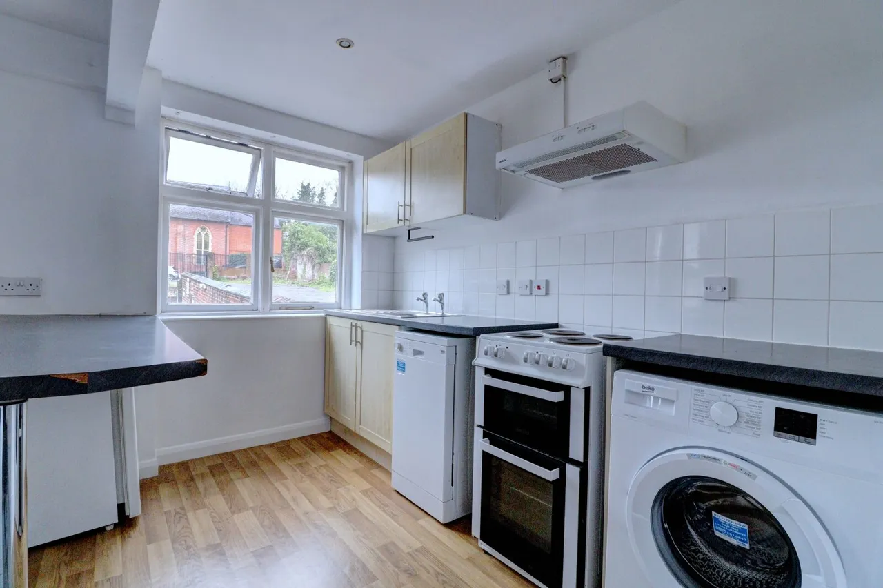 Castle Street, High Wycombe, HP13, photo 2
