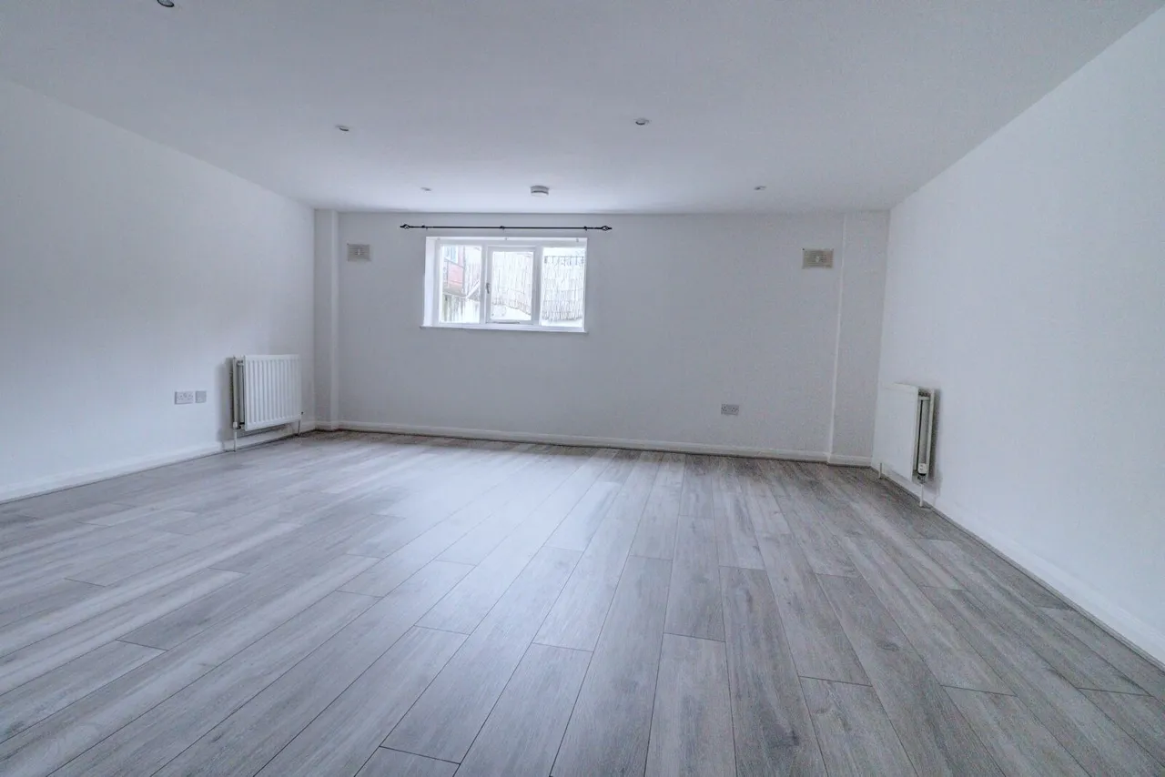 Castle Street, High Wycombe, HP13, photo 7