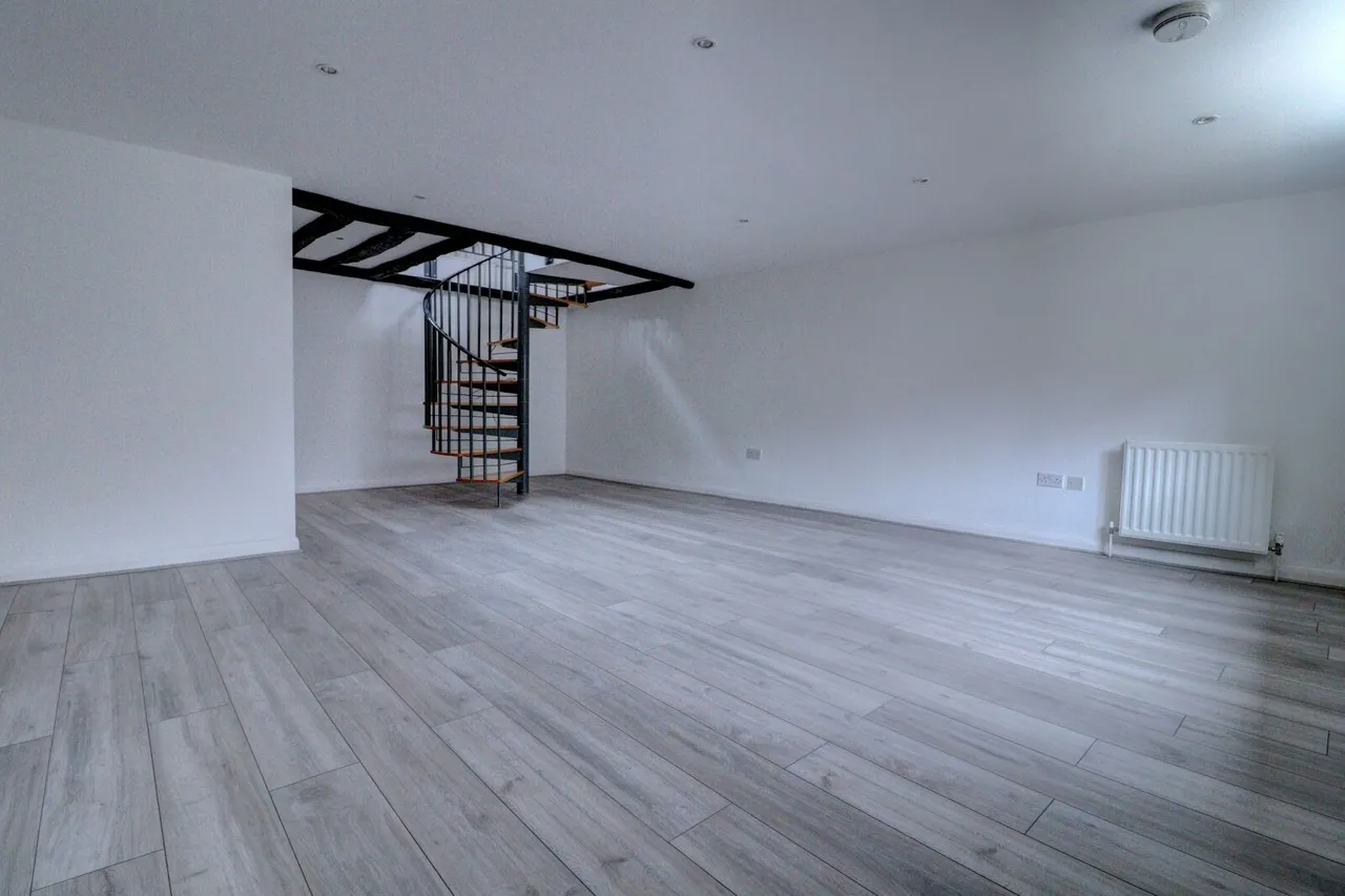 Castle Street, High Wycombe, HP13, photo 9