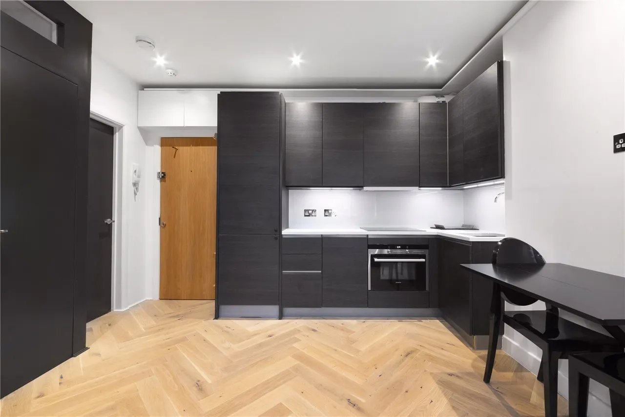Fitzjohn's Avenue, Hampstead, NW3, photo 9
