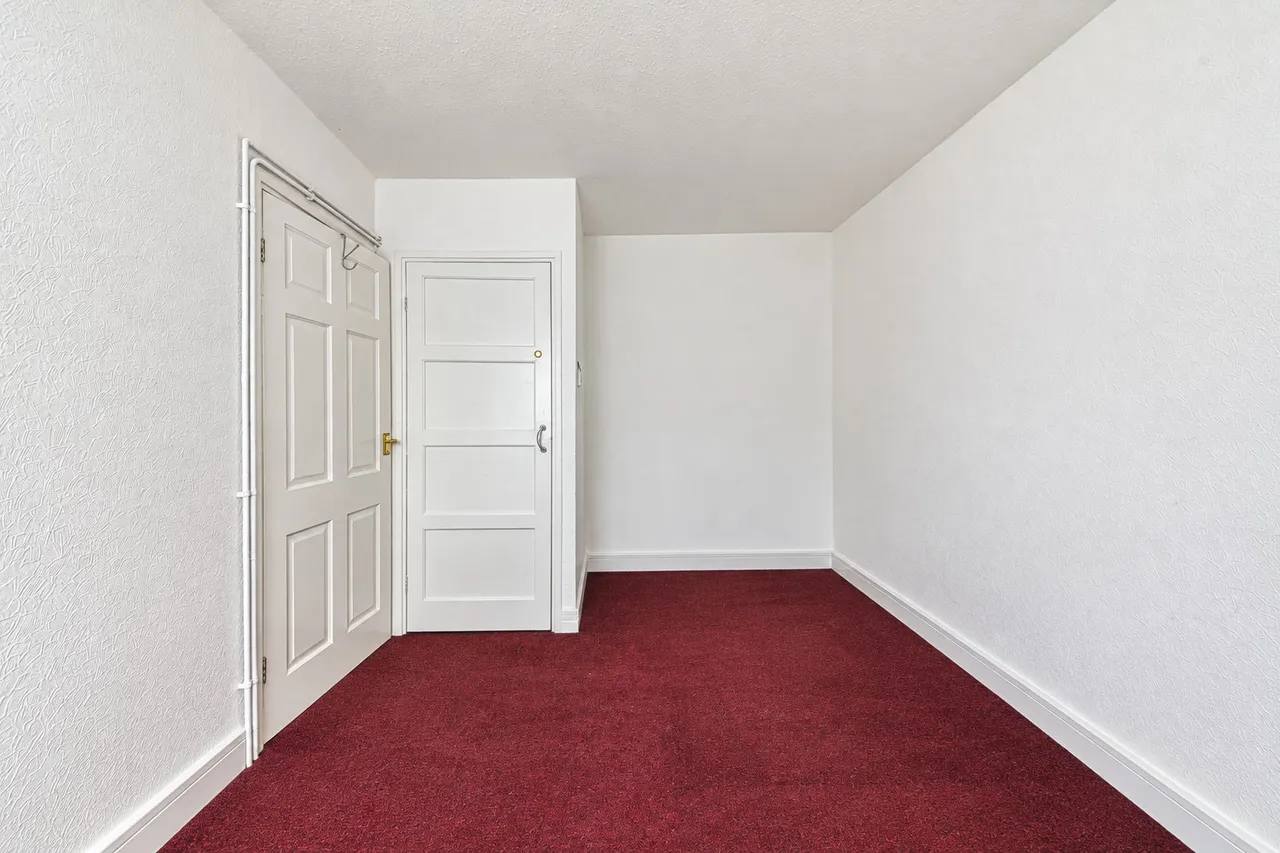 Finchley Avenue, Mackworth, DE22, photo 12