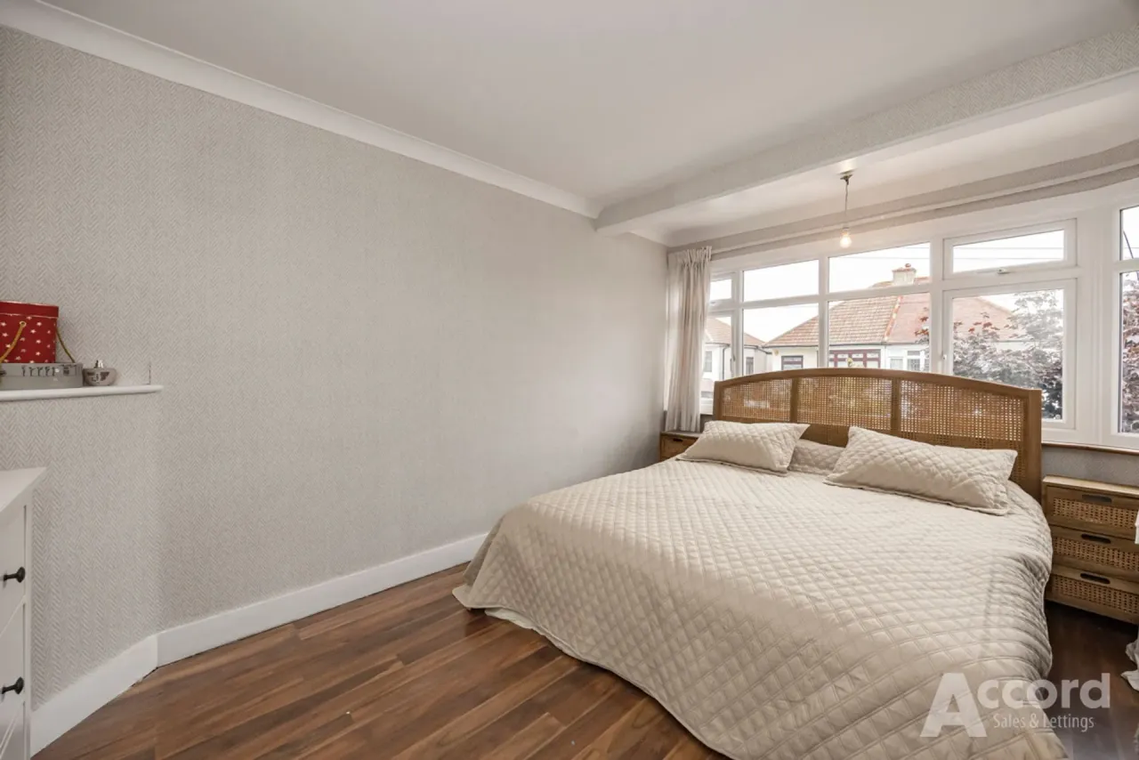 Alma Avenue, Hornchurch, RM12, photo 8