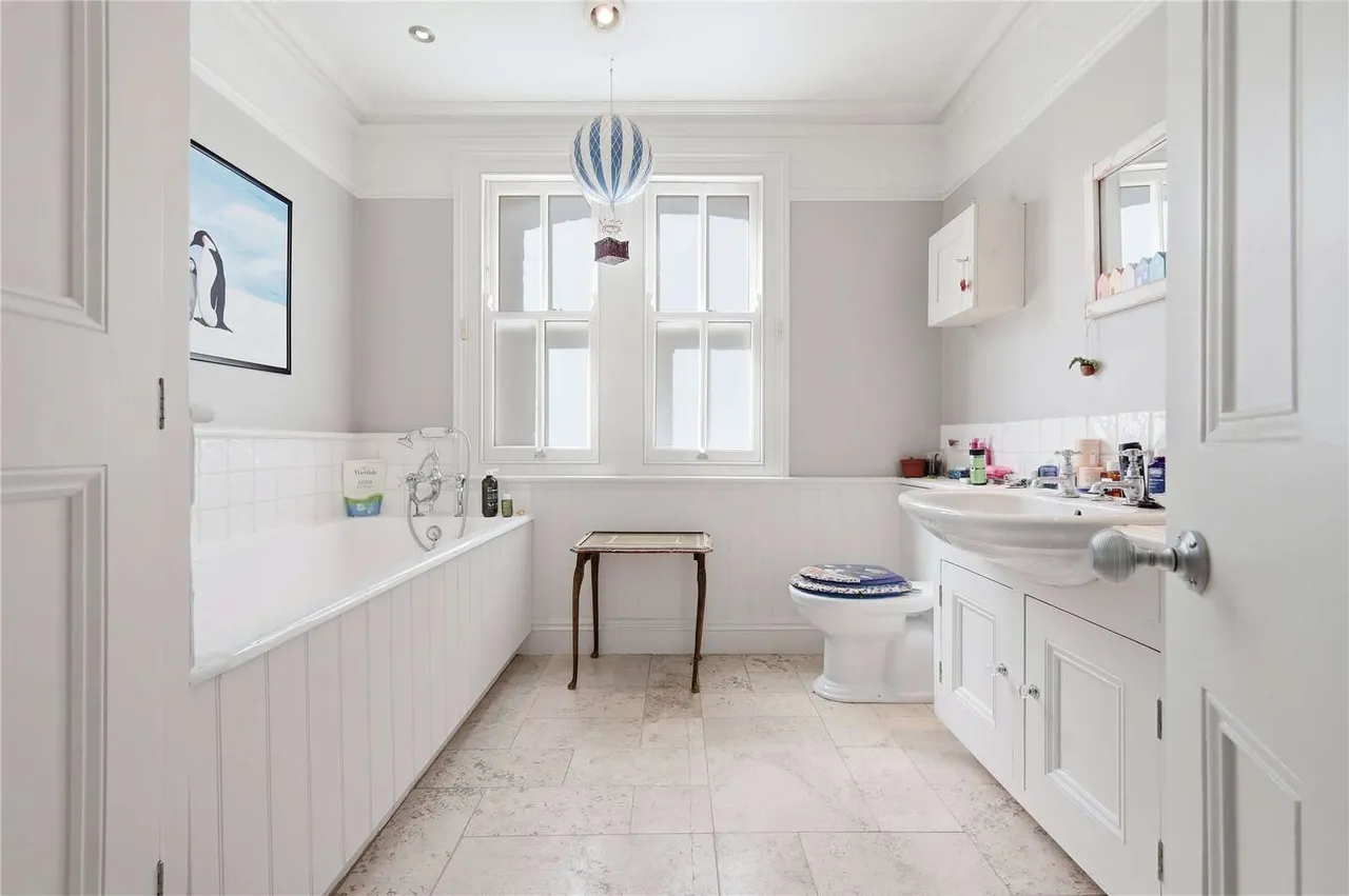Baronsmead Road, Barnes, London, SW13 9RR, photo 12