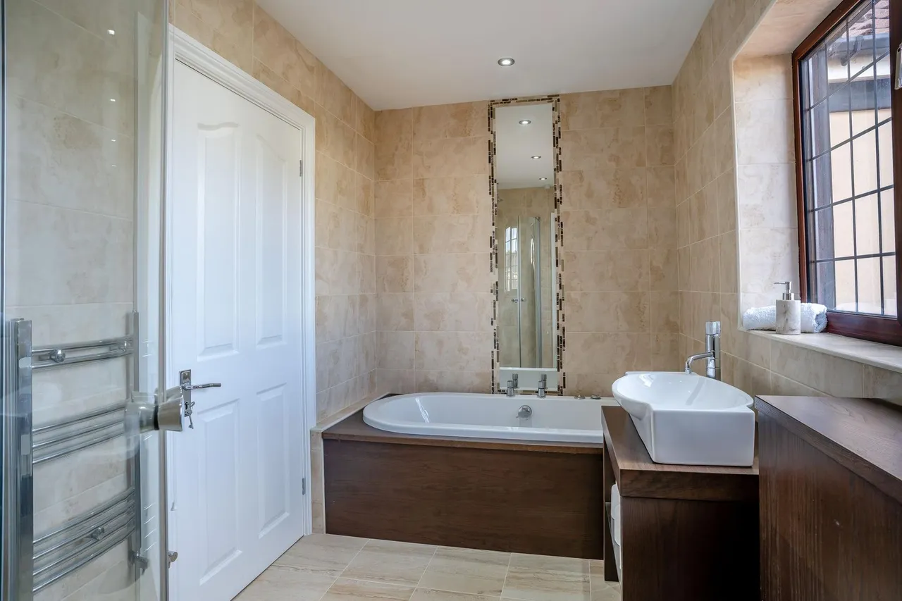 Chepstow Road, Langstone, NP18, photo 20
