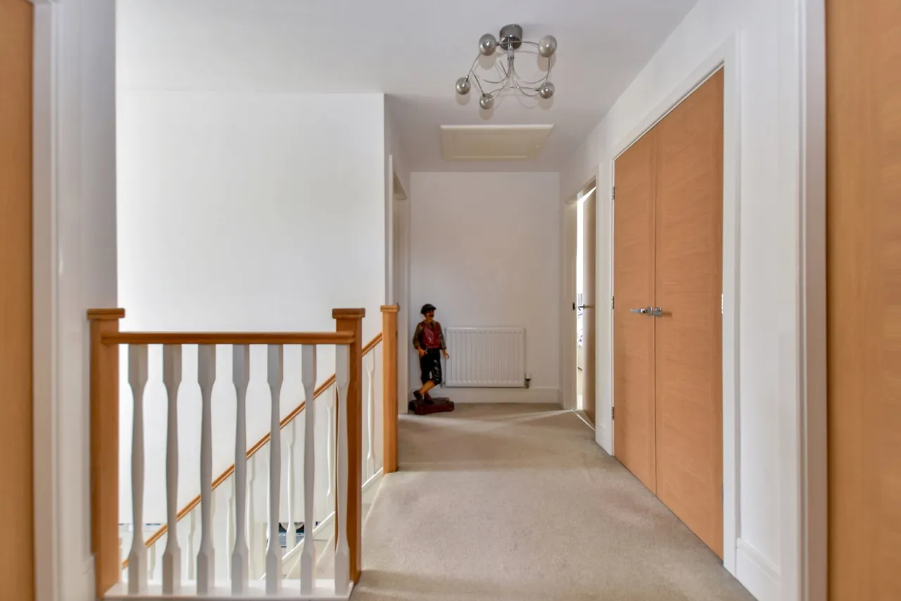 Cotham Drive, Wakefield, WF2, photo 24