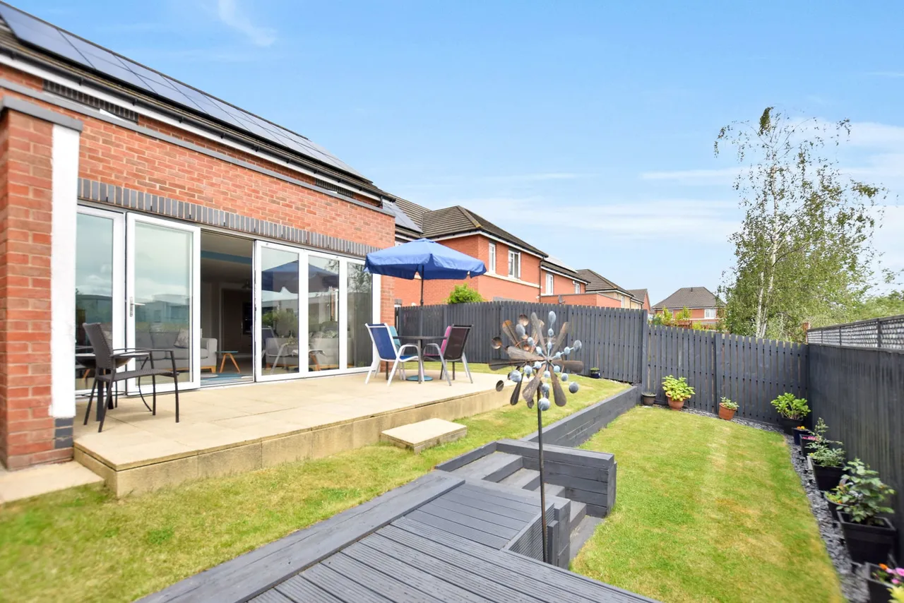 Cotham Drive, Wakefield, WF2, photo 21
