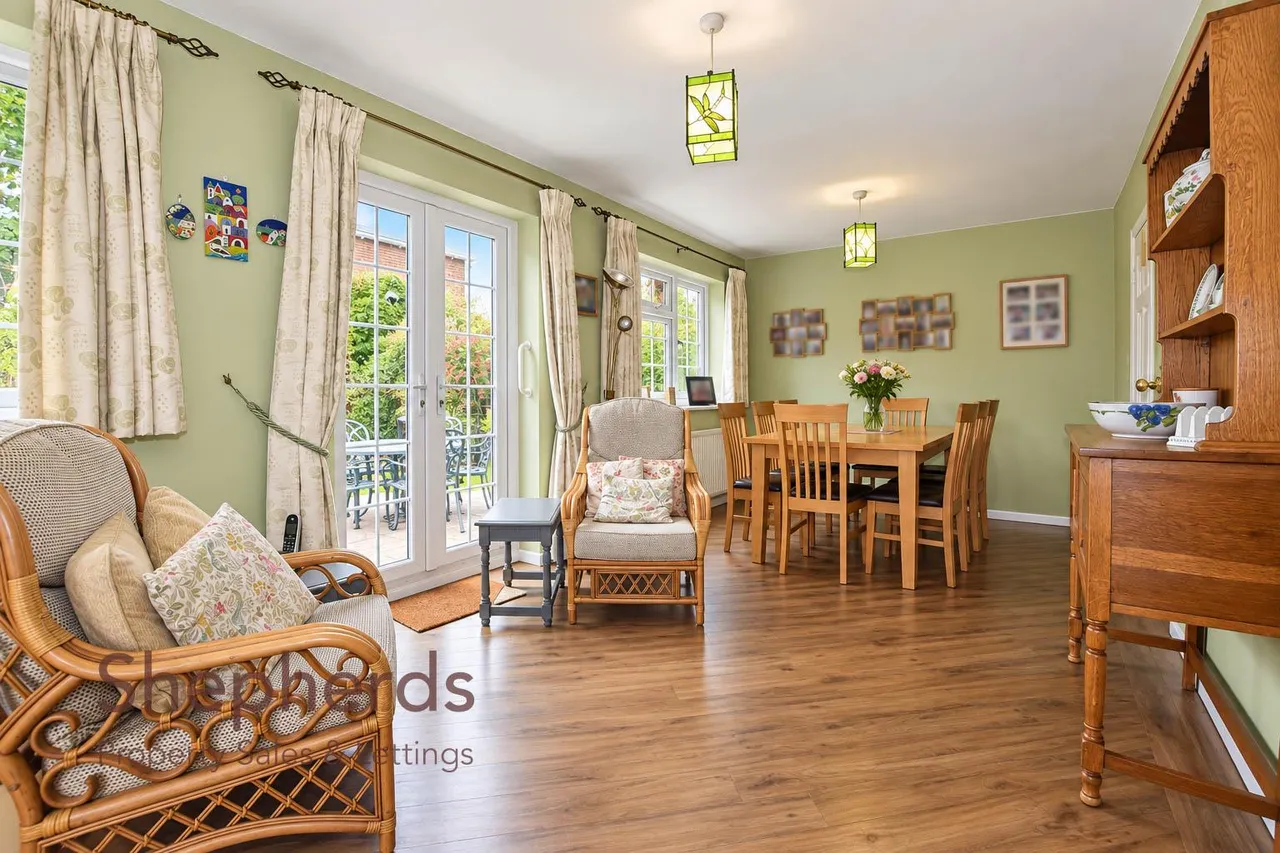 Taylors Avenue, Hoddesdon, EN11, photo 10
