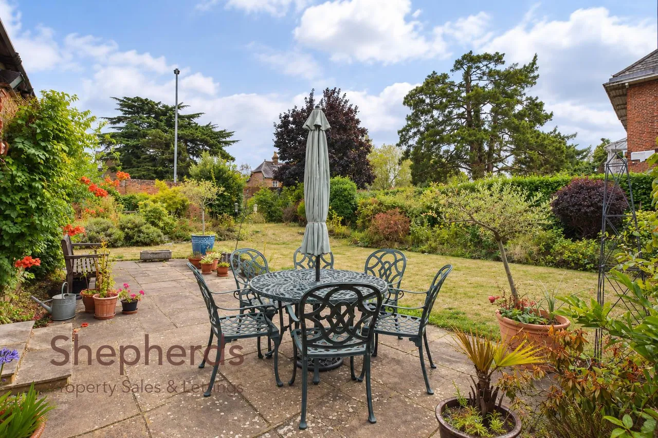 Taylors Avenue, Hoddesdon, EN11, photo 23