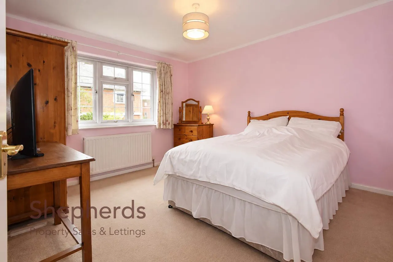 Taylors Avenue, Hoddesdon, EN11, photo 19