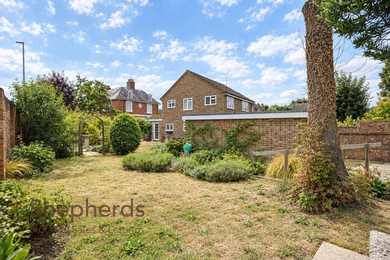 Taylors Avenue, Hoddesdon, EN11, photo 24