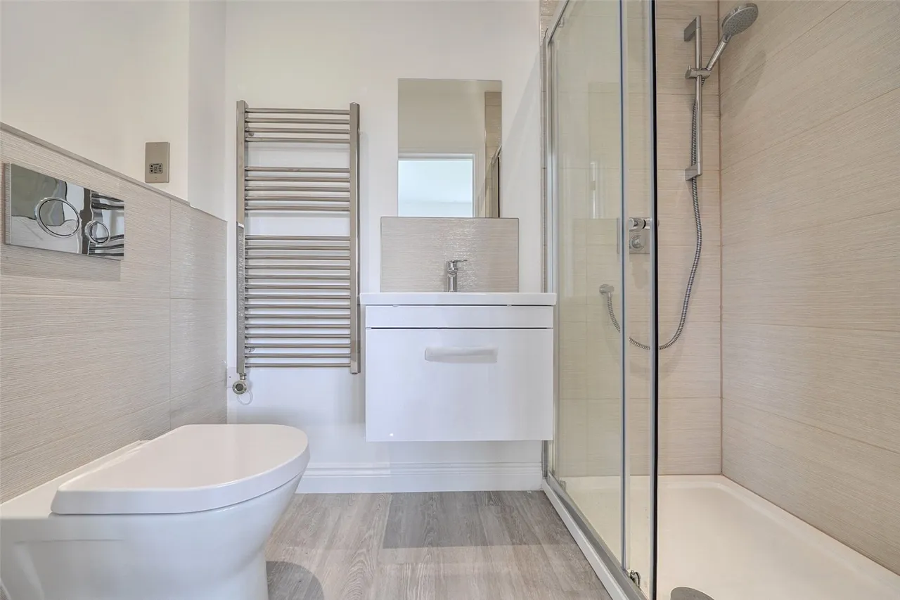 Orchard Way, Bramley, Tadley, Hampshire, RG26 5WW, photo 6
