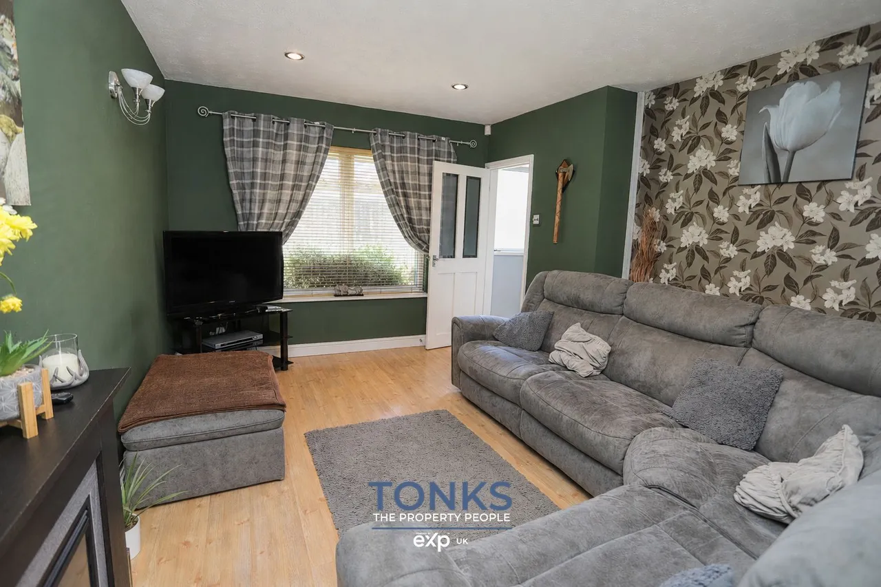 Cumberland Road, Oldbury, B68, photo 4