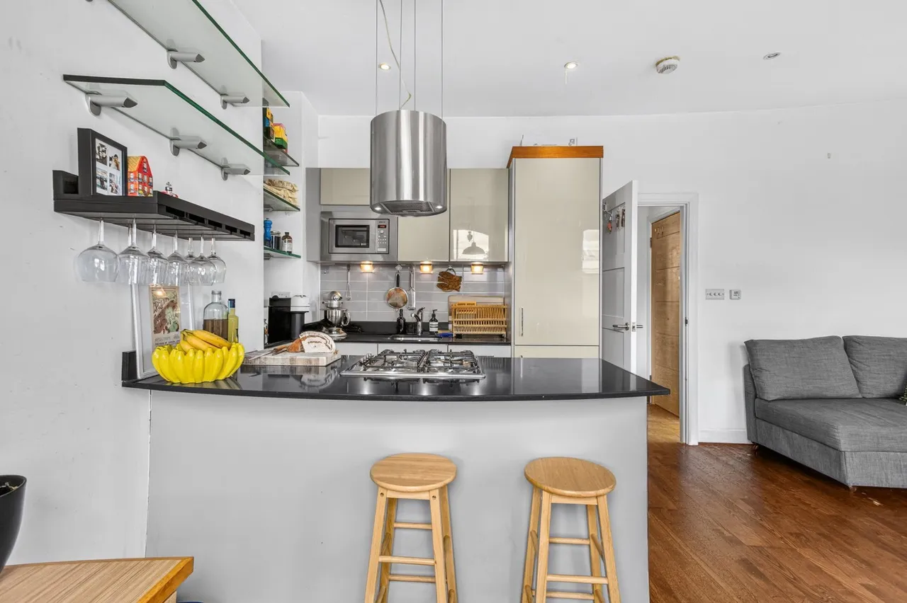 Lancaster Road, London, W11, photo 6