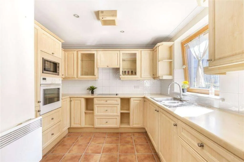 Meridian Place, London, E14, photo 3
