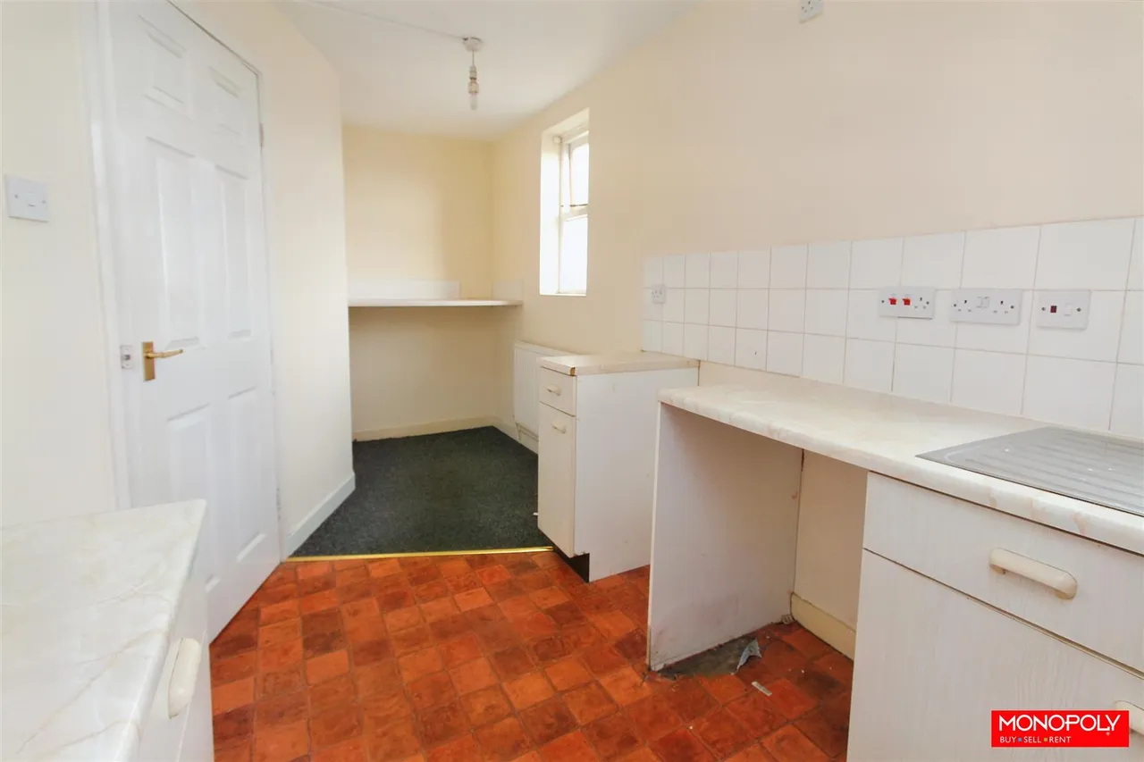 Vale Street, Denbigh, LL16, photo 11
