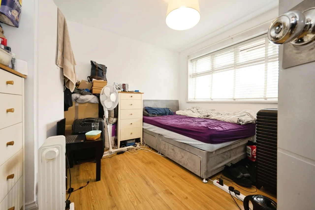 Black Swan Lane, Luton, Bedfordshire, LU3, photo 13